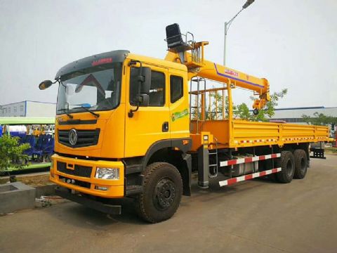 點(diǎn)擊查看詳細(xì)信息<br>標(biāo)題：12噸前二后八隨車吊 閱讀次數(shù)：1978