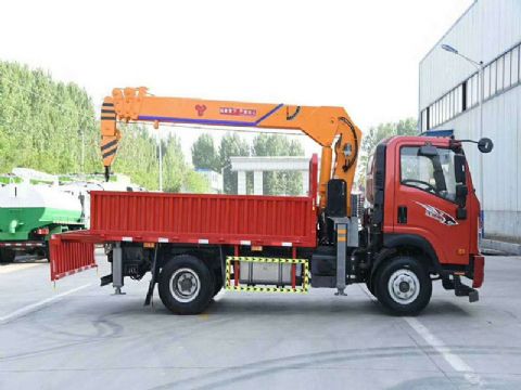 點(diǎn)擊查看詳細(xì)信息<br>標(biāo)題：4噸重汽王牌隨車吊 閱讀次數(shù)：1961