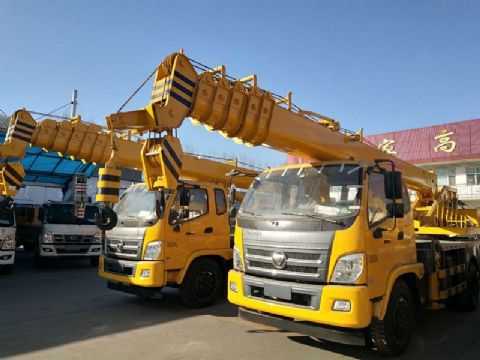 點擊查看詳細信息<br>標題：12噸福田汽車吊 閱讀次數(shù)：2014