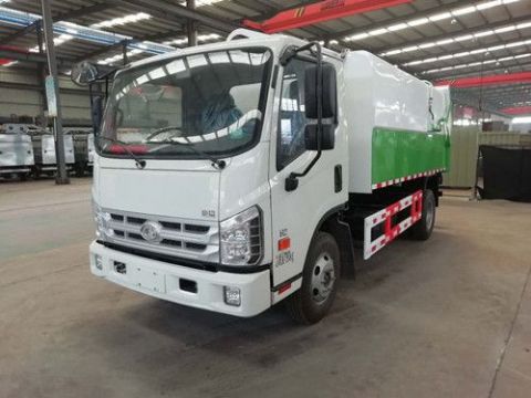 點(diǎn)擊查看詳細(xì)信息<br>標(biāo)題：9方柴油垃圾車 閱讀次數(shù)：3330